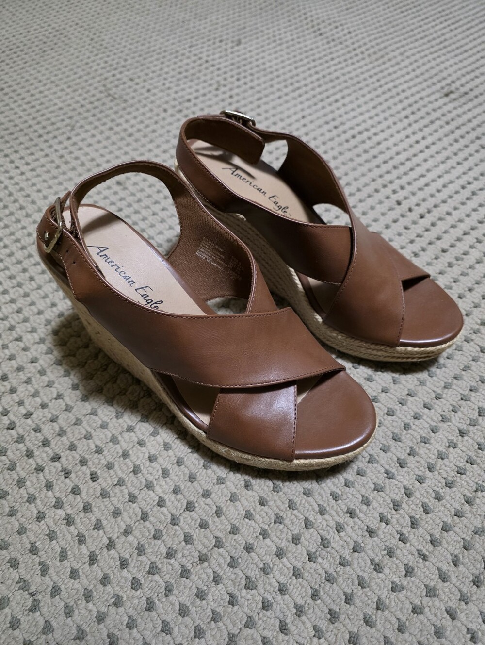 American Eagle Outfitters Tan Brown Leather Espadrille Wedge Sandals Size 9
